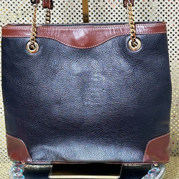 Bally Vintage Black and Brown Pebbled Leather Shoulder Bag Approx. 11 x 9.5 x 3 - Picture 3 of 17